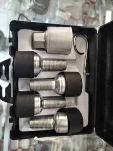 a2a1d944-a42e-4d45-a2de-50104943ec3d